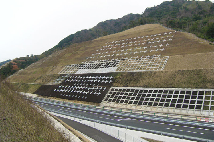 萩・三隅道路蔵本改良